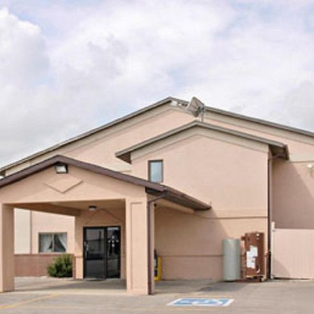 Super 8 By Wyndham Osceola Ia Motel Dış mekan fotoğraf