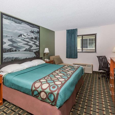 Super 8 By Wyndham Osceola Ia Motel Dış mekan fotoğraf